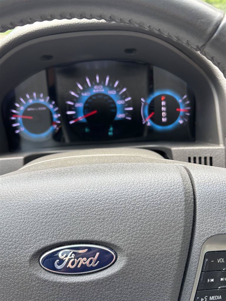 Used 2011 Ford Fusion SEL w/ 301A Rapid Spec Order Code FWD image 8