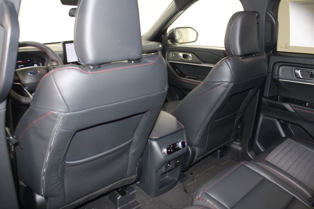 New 2026 Ford Explorer ST-Line image 27