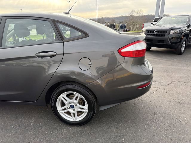 Used 2018 Ford Fiesta SE image 7