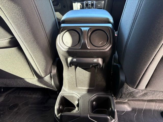Used 2021 Jeep Gladiator Willys image 29