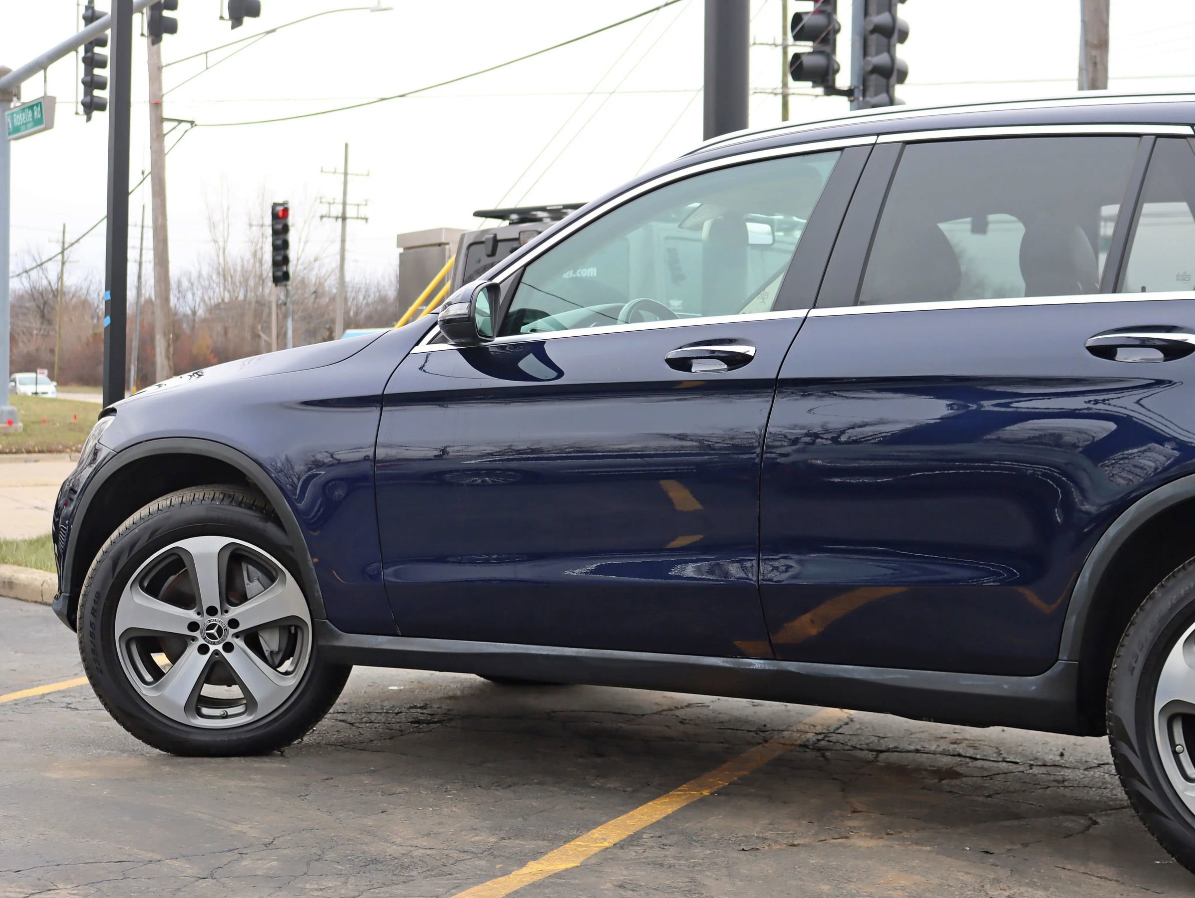 Used 2019 Mercedes-Benz GLC 300 GLC 300 4MATIC Sport Utility 4 image 13
