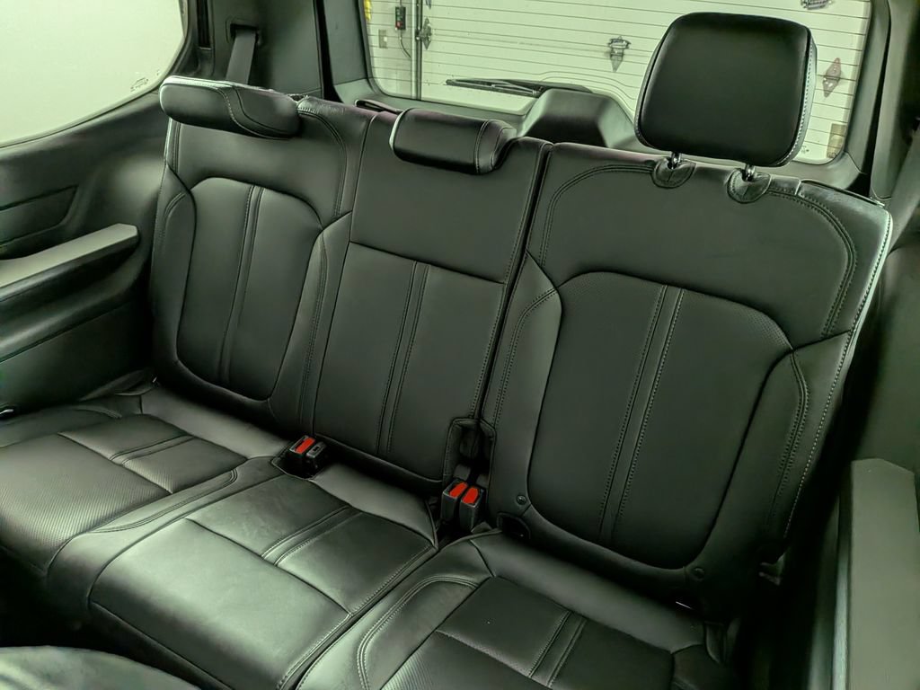 New 2026 Jeep Grand Wagoneer Limited AWD/4WD image 35