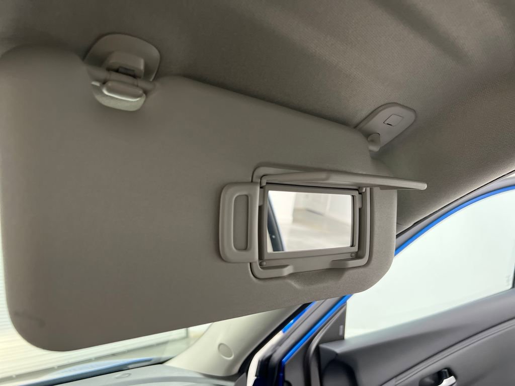 Used 2025 Nissan Sentra SV FWD image 56