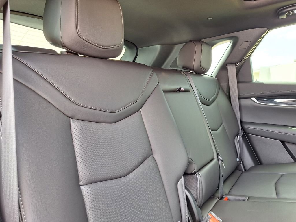 New 2026 Cadillac XT5 Premium Luxury w/ Driver Assist Package FWD image 31