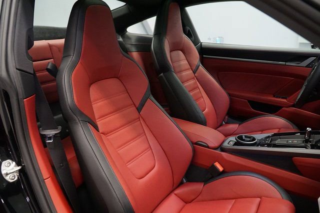 Used 2025 Porsche 911 Carrera S image 25