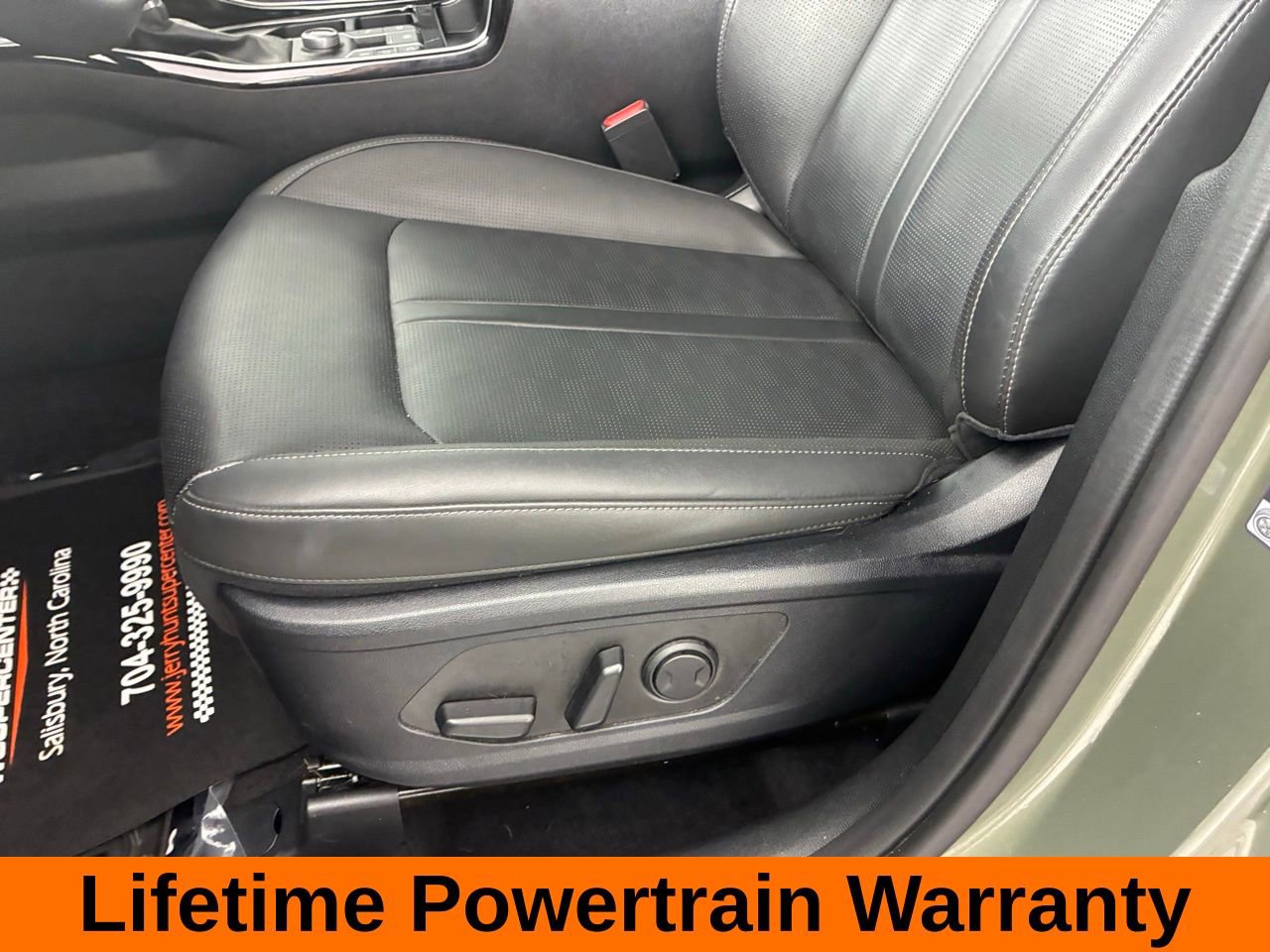 Used 2025 Kia Sorento SX image 12