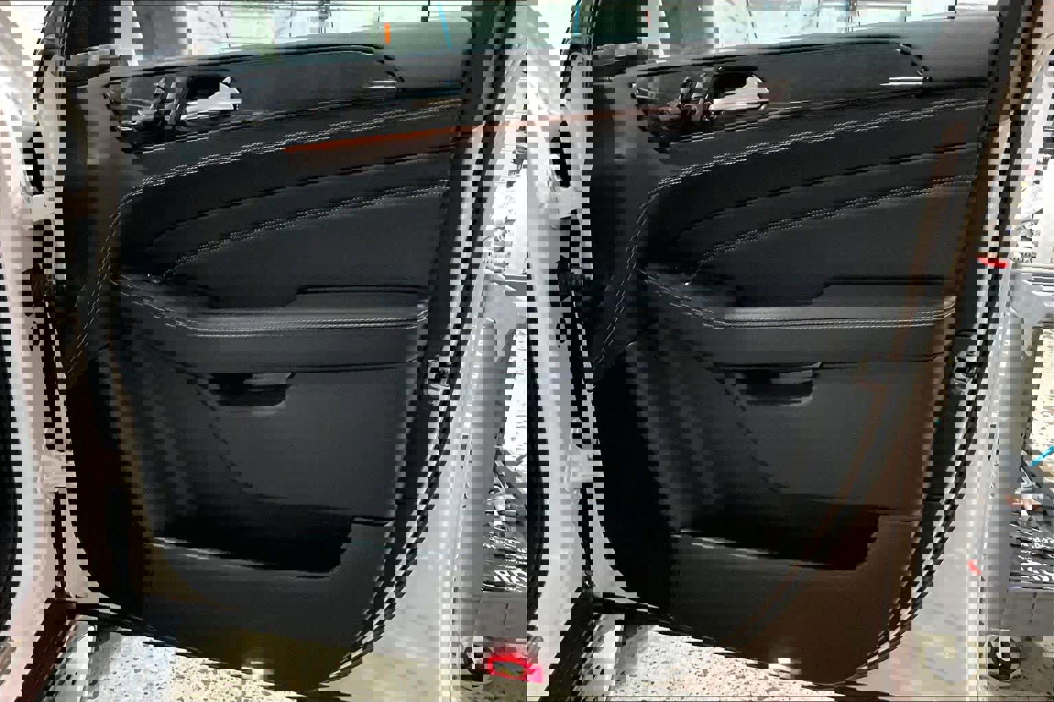 Used 2015 Mercedes-Benz ML 400 4MATIC image 23