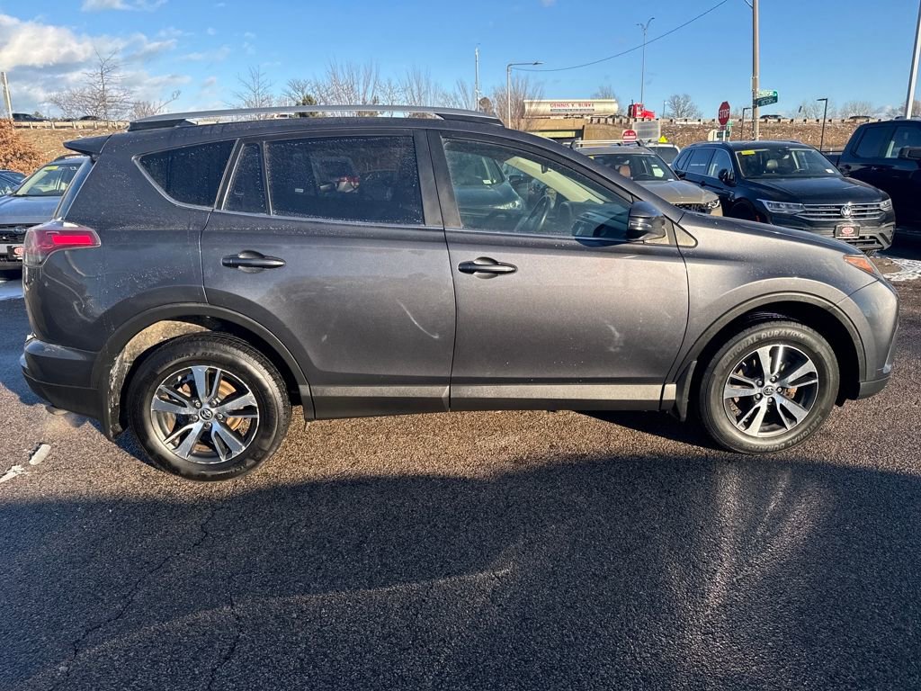 Used 2017 Toyota RAV4 XLE image 7
