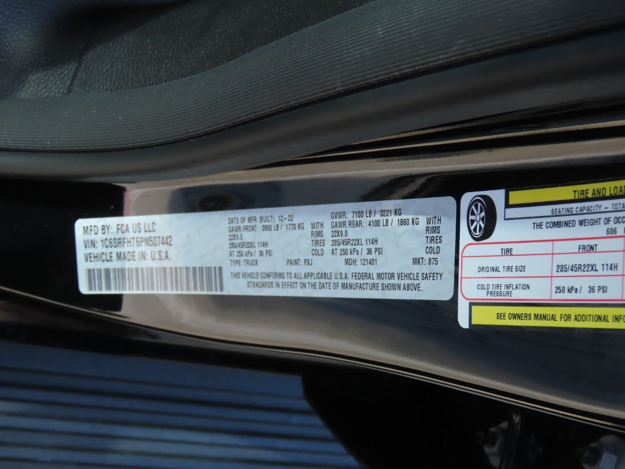 Used 2023 RAM 1500 Limited w/ Night Edition AWD/4WD image 32