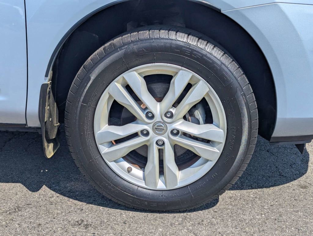 Used 2015 Nissan Rogue S w/ Convenience Package image 12