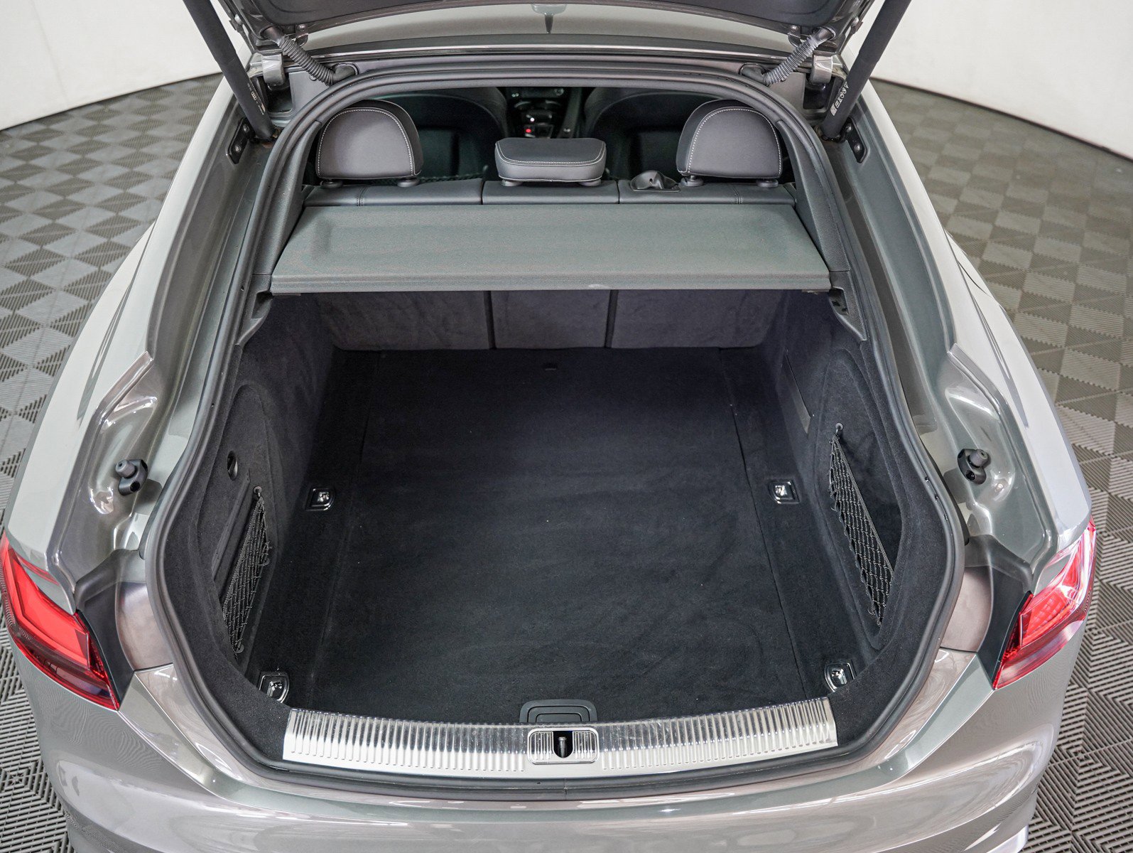 Used 2023 Audi A5 2.0T Premium w/ Convenience Package image 8