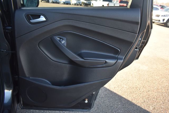 Used 2017 Ford Escape SE w/ SE Sport Appearance Package image 36