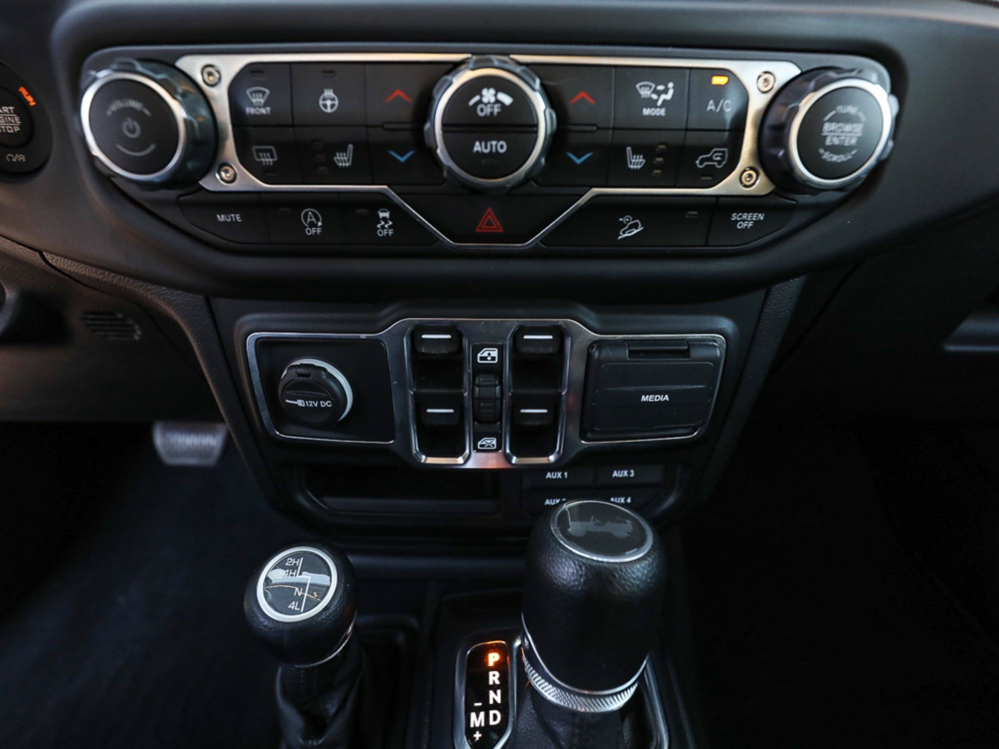 Used 2021 Jeep Wrangler Unlimited Sport AWD/4WD image 18