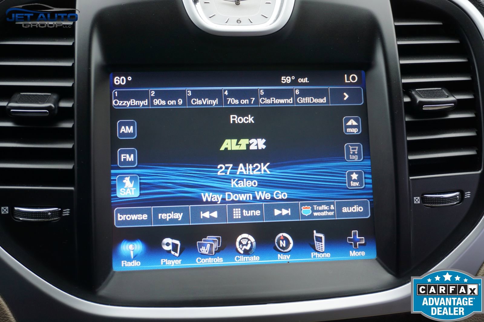 Used 2014 Chrysler 300 AWD w/ Driver Convenience Group image 30