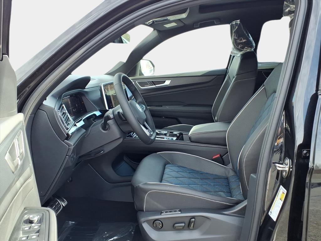 New 2026 Volkswagen Atlas Cross Sport SEL Premium R-Line AWD/4WD image 9