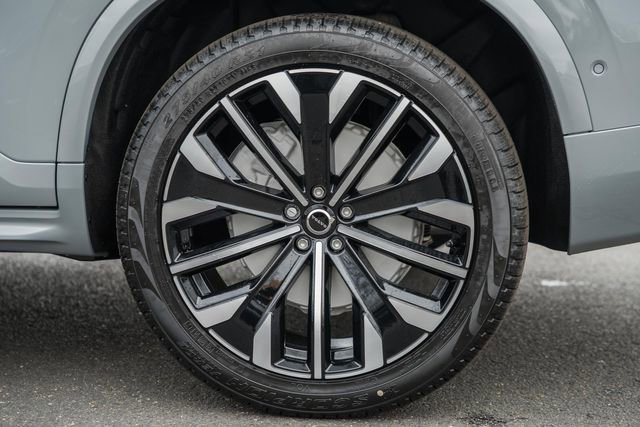 New 2026 Volvo XC90 T8 Ultra w/ Protection Package Premier image 18