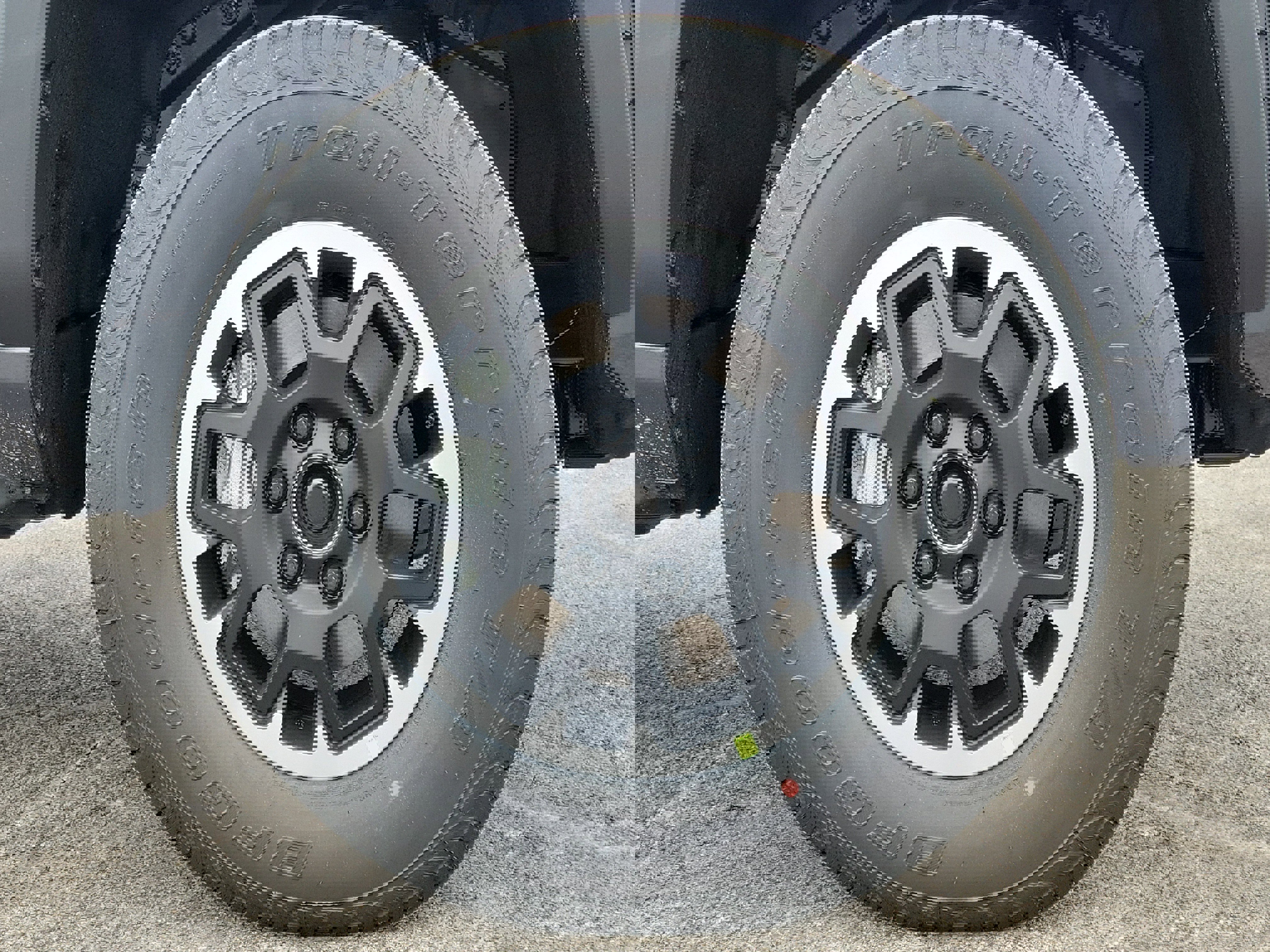 New 2026 Toyota Tacoma TRD Off-Road image 5