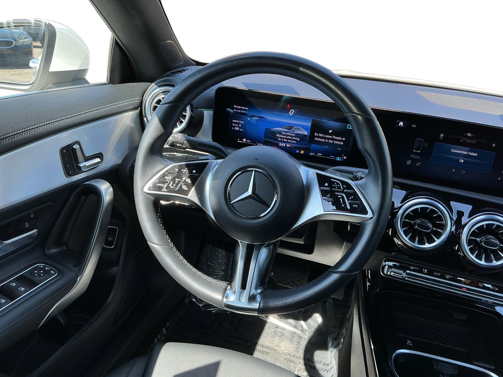 Used 2025 Mercedes-Benz CLA 250 4MATIC image 11