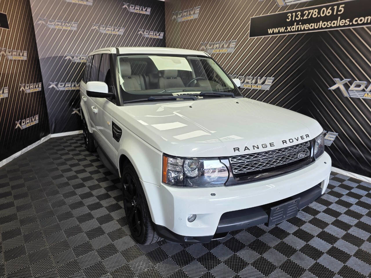 Used 2012 Land Rover Range Rover Sport HSE LUX image 7