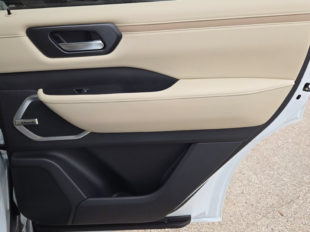 New 2026 Nissan Armada Platinum Reserve AWD/4WD image 12