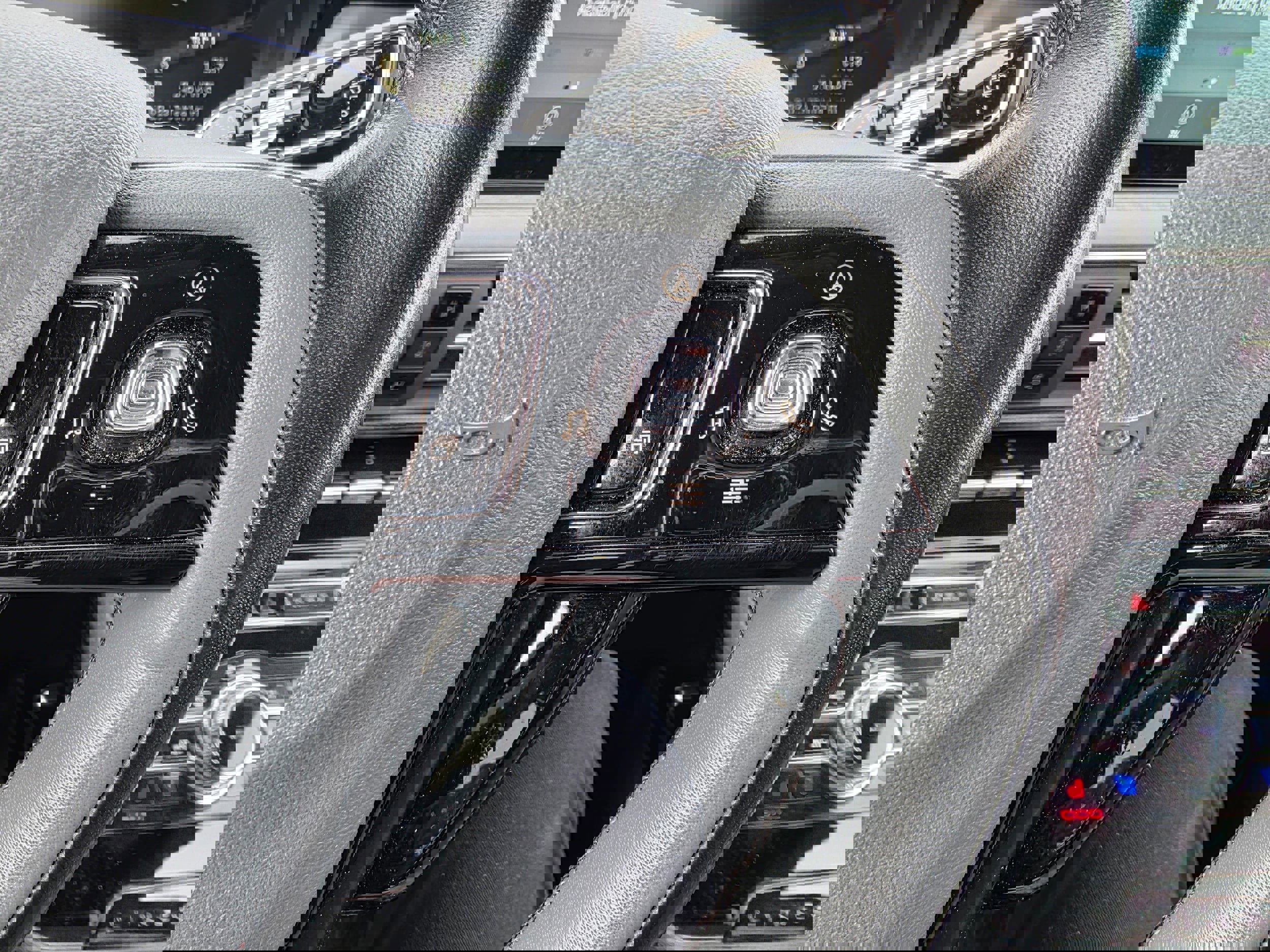 Used 2022 Lincoln Corsair Reserve w/ Equipment Group 201A image 14