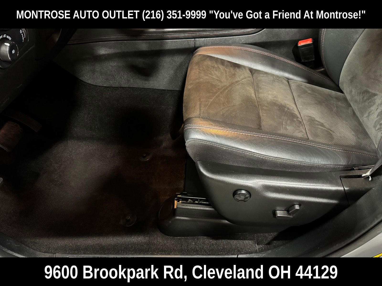 Used 2022 Dodge Durango R/T w/ Blacktop Package image 15