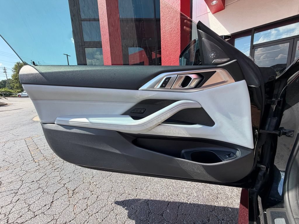 Used 2021 BMW M4 Competition w/ Executive Package RWD image 17