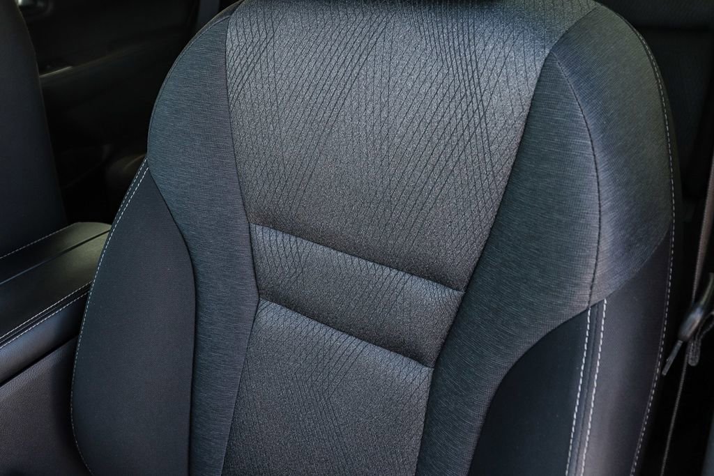 Used 2024 Nissan Rogue SV image 28