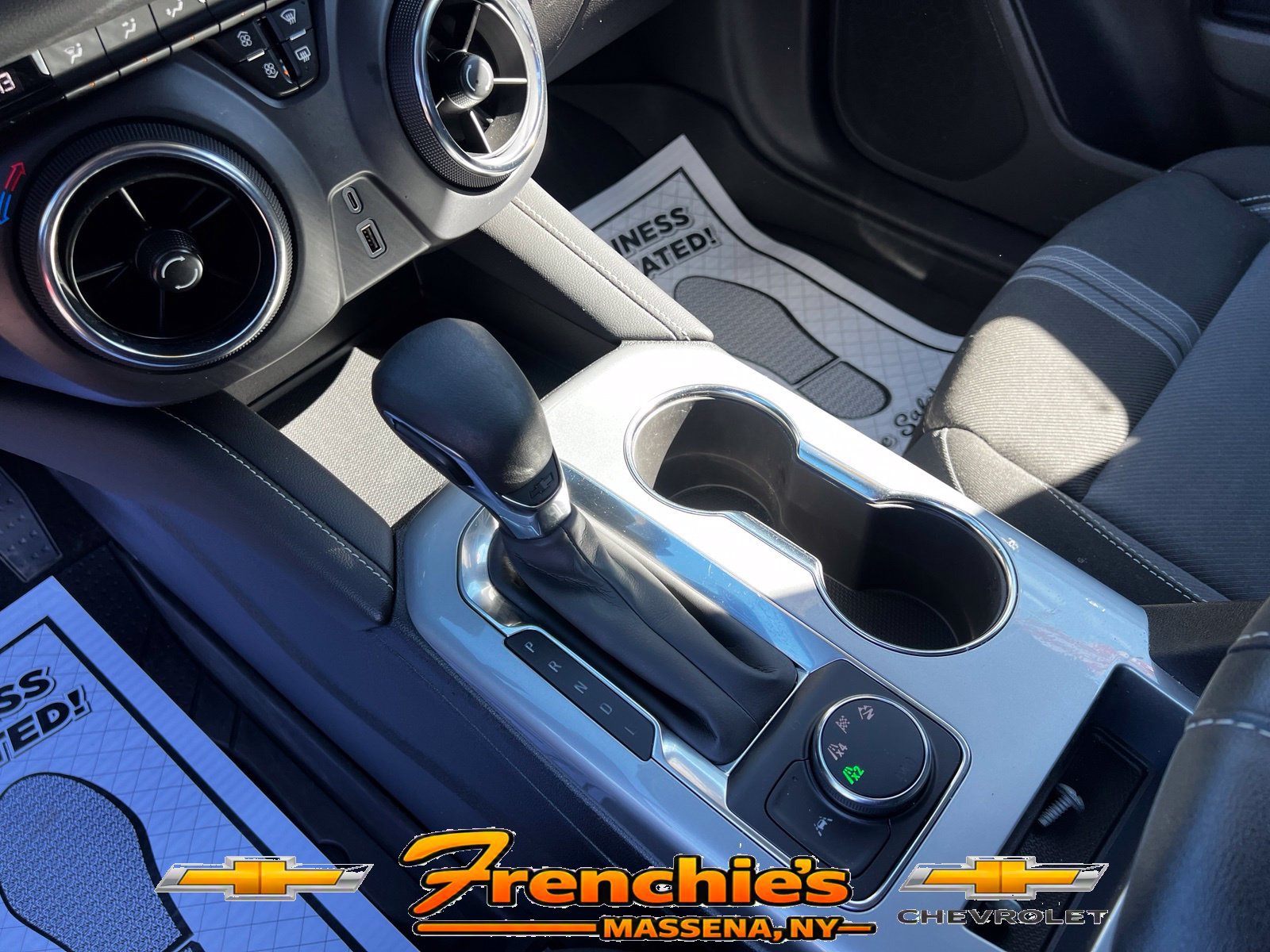 Used 2025 Chevrolet Blazer LT w/ LPO, Floor Liner Package AWD/4WD image 17