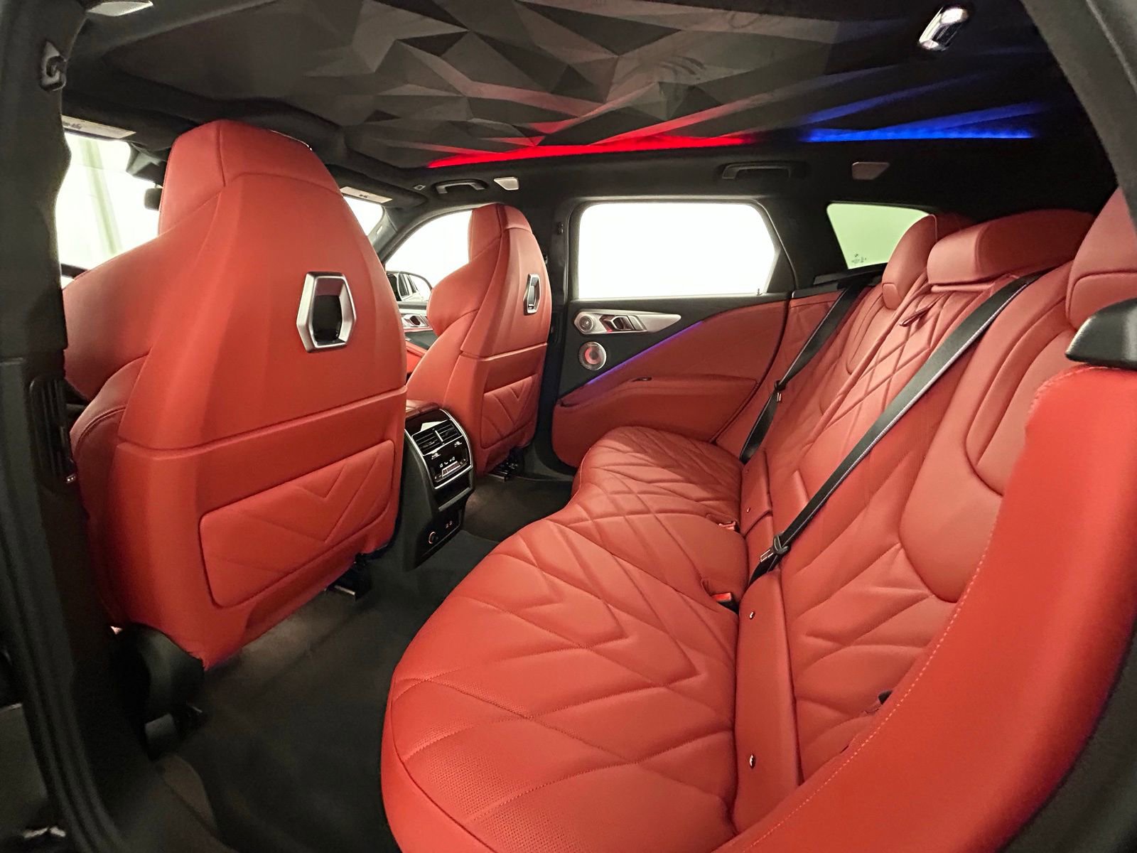 Used 2025 BMW XM image 33