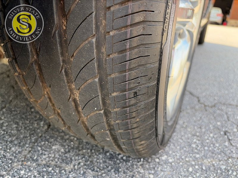Used 2007 Saturn Sky RWD image 11