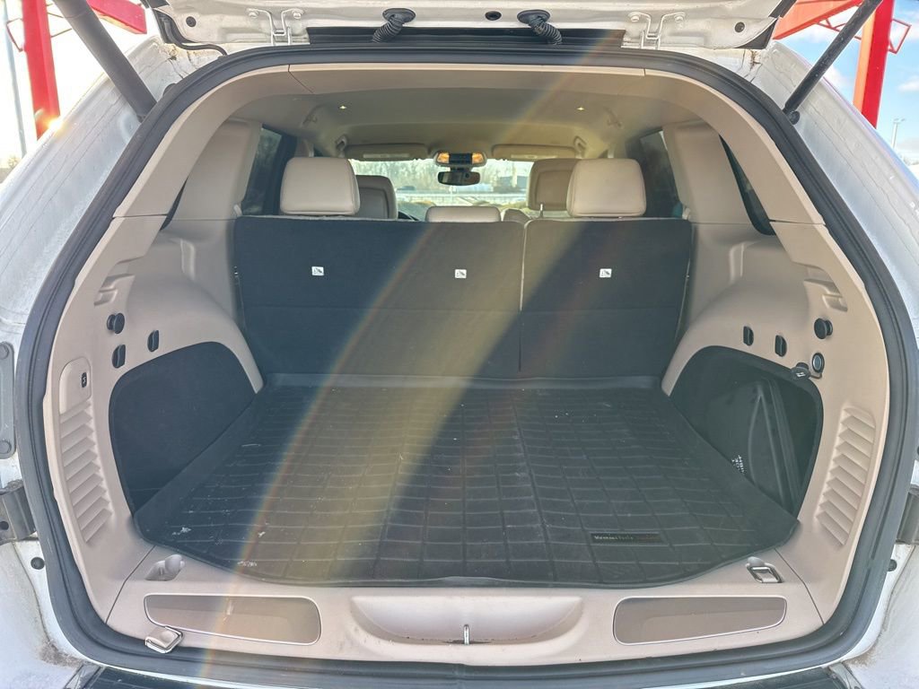 Used 2017 Jeep Grand Cherokee Limited image 24