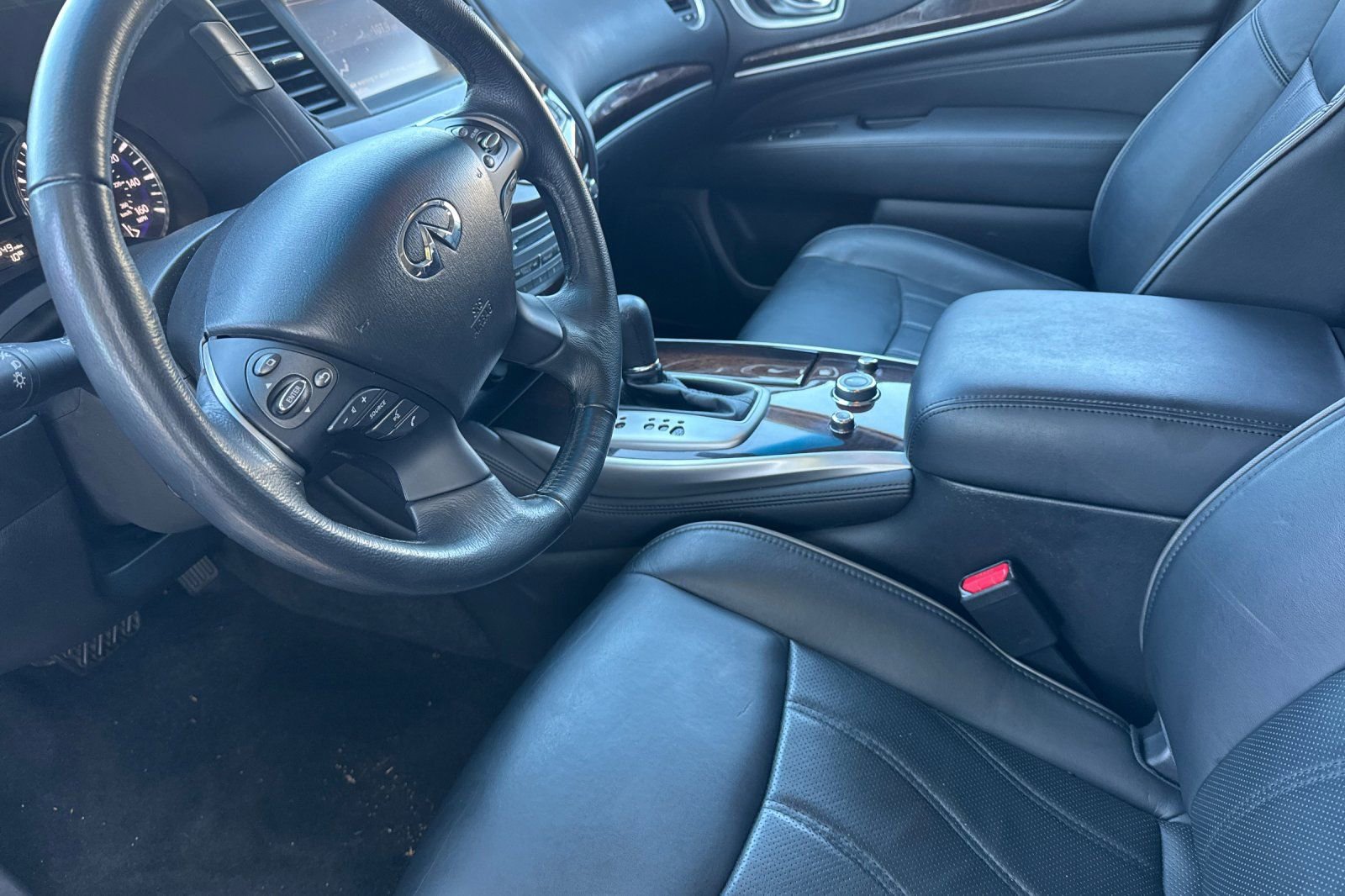 Used 2015 INFINITI QX60 Luxe w/ Premium Plus Package AWD/4WD image 10