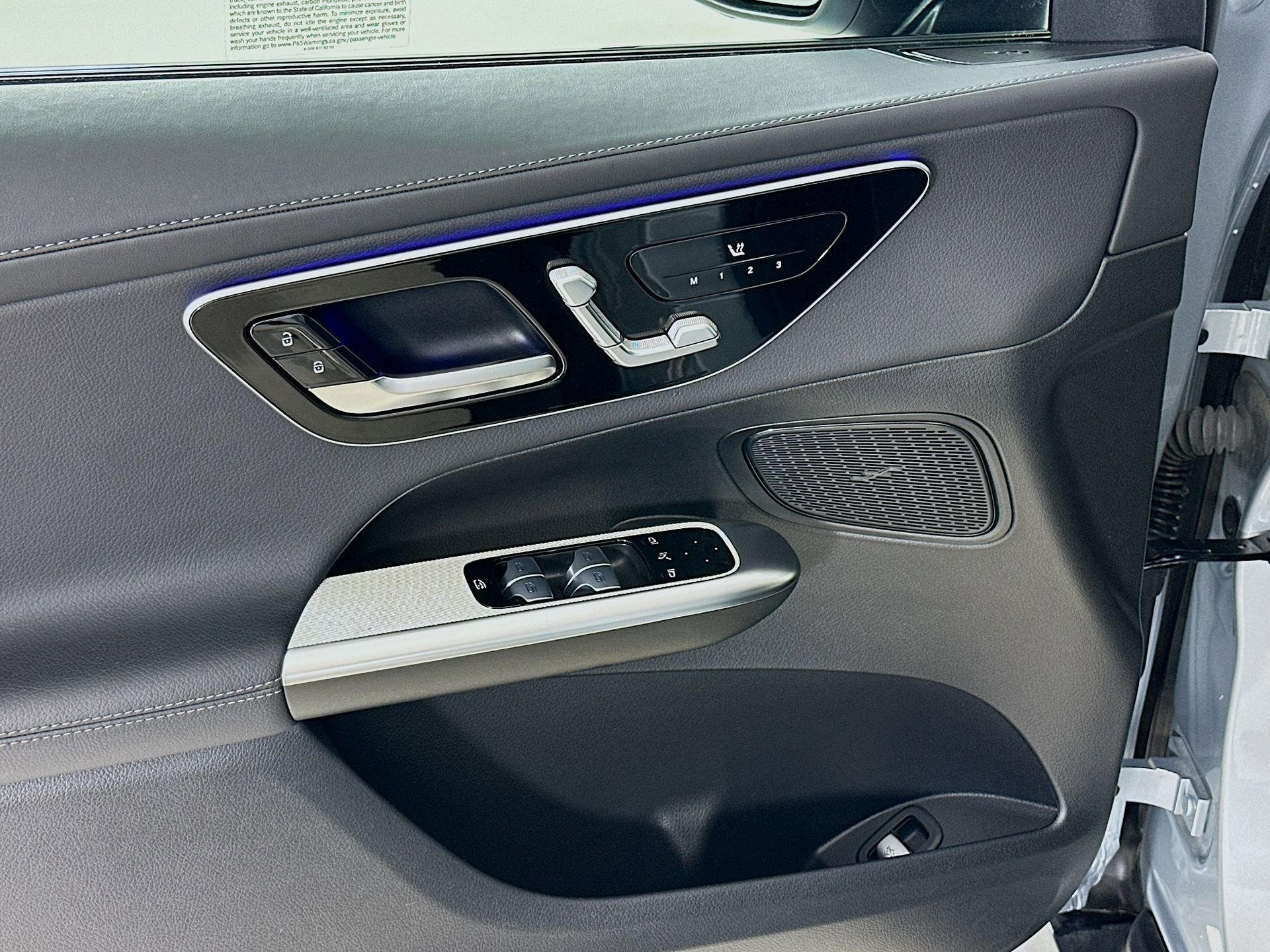 Certified 2025 Mercedes-Benz GLC 300 4MATIC image 18