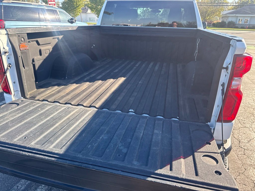 Used 2020 Chevrolet Silverado 1500 Custom Trail Boss w/ Custom Convenience Package AWD/4WD image 38