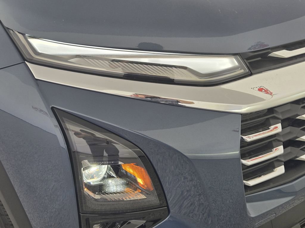 New 2026 Chevrolet Equinox LT w/ Safety and Technology Package image 12