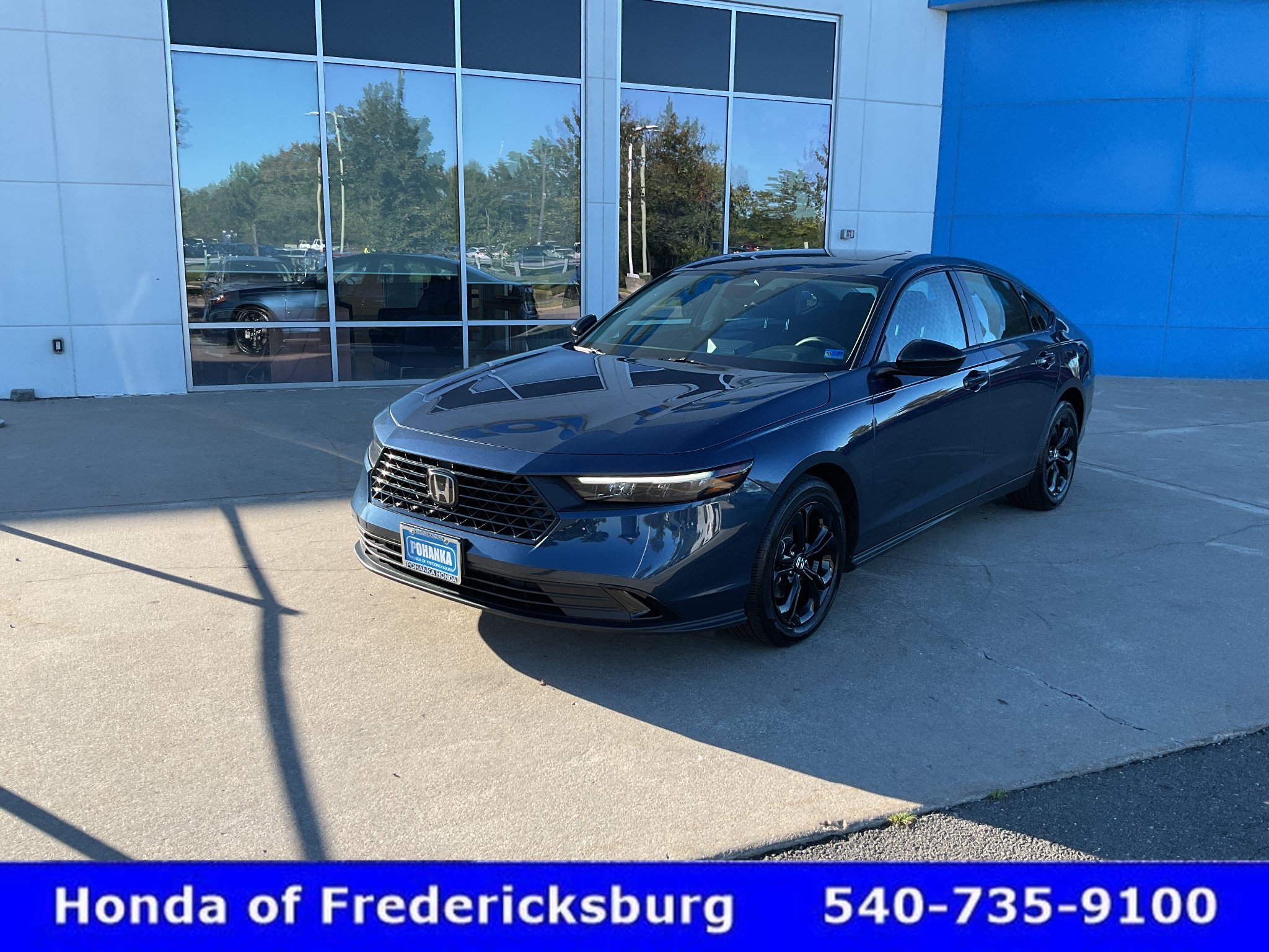 Certified 2025 Honda Accord SE image 2