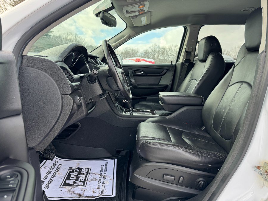 Used 2016 Chevrolet Traverse LT image 15