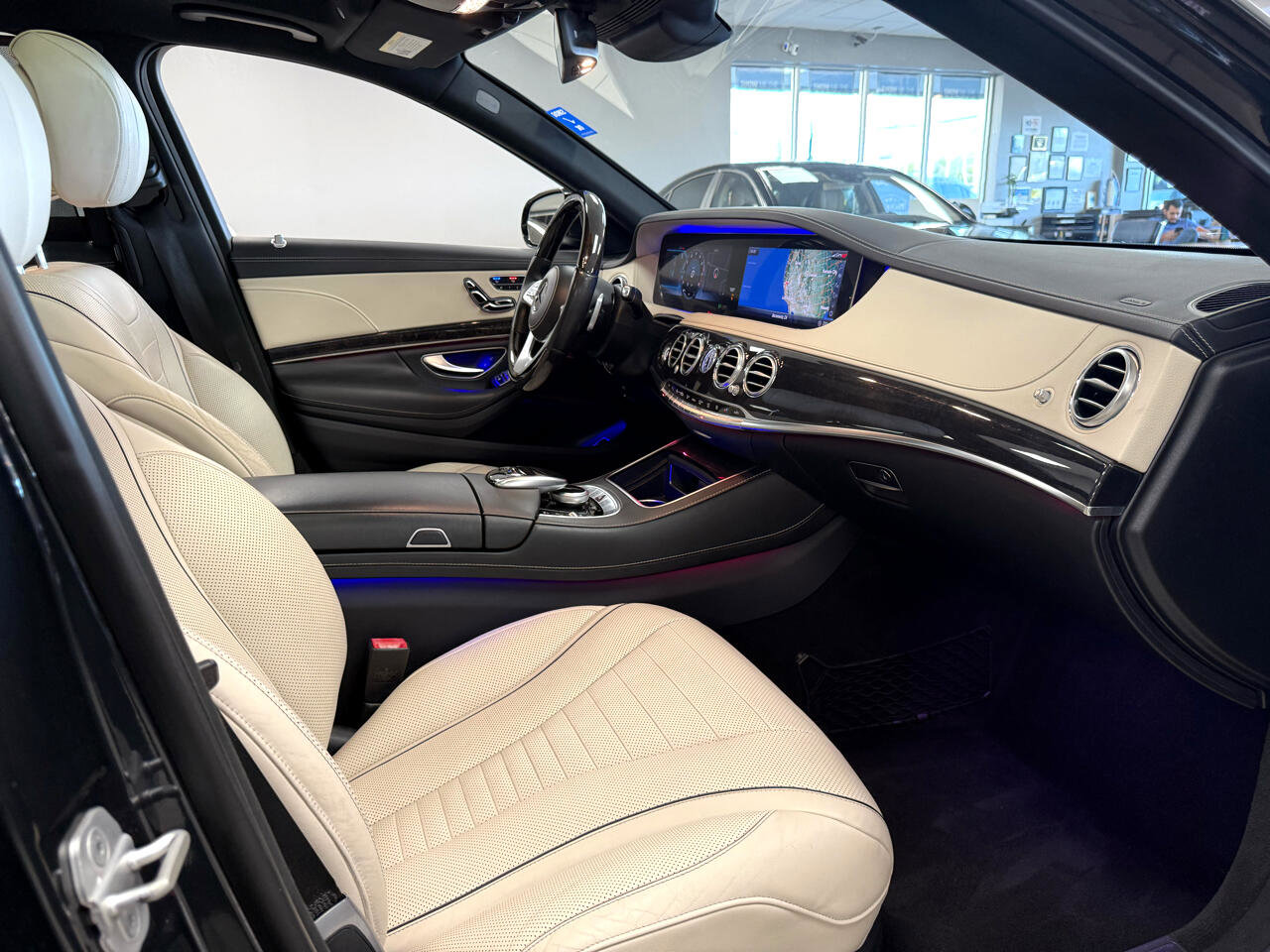Used 2018 Mercedes-Benz S 560 4MATIC Sedan image 33