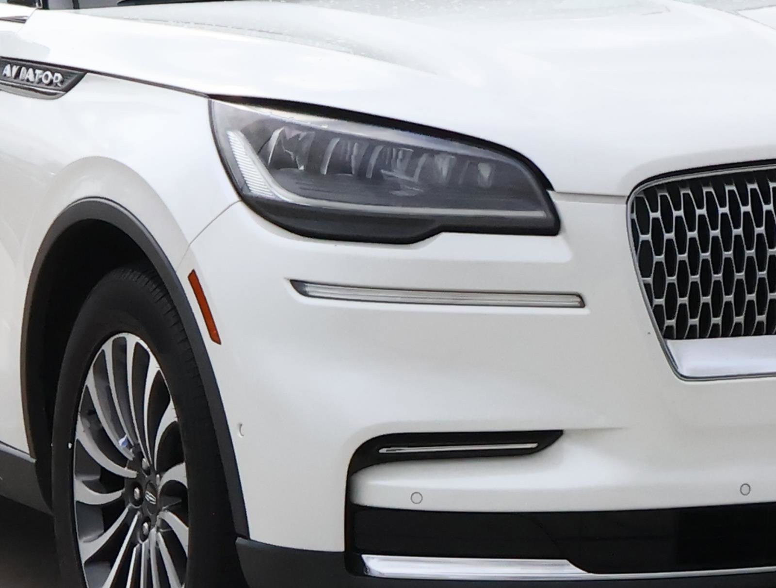 Used 2022 Lincoln Aviator Reserve w/ Elements Package Plus image 8