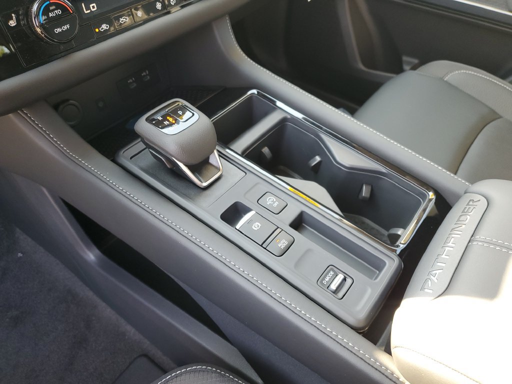 New 2026 Nissan Pathfinder SL FWD image 33