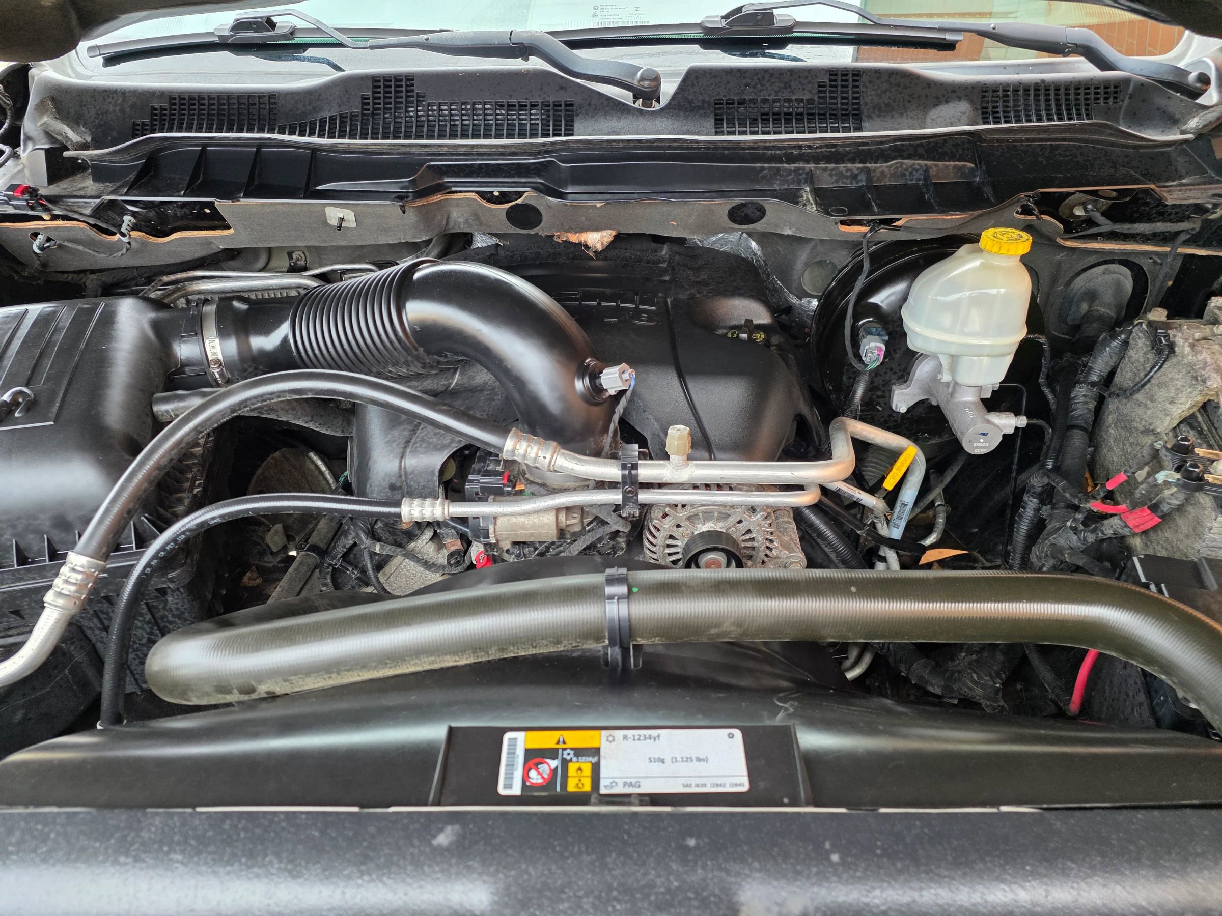 Used 2016 RAM 1500 Laramie w/ Convenience Group AWD/4WD image 29