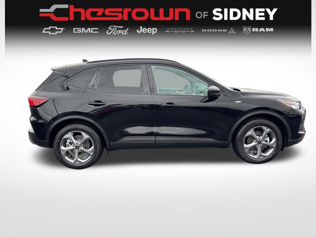 Used 2025 Ford Escape ST-Line w/ Tech Pack #1 FWD image 6