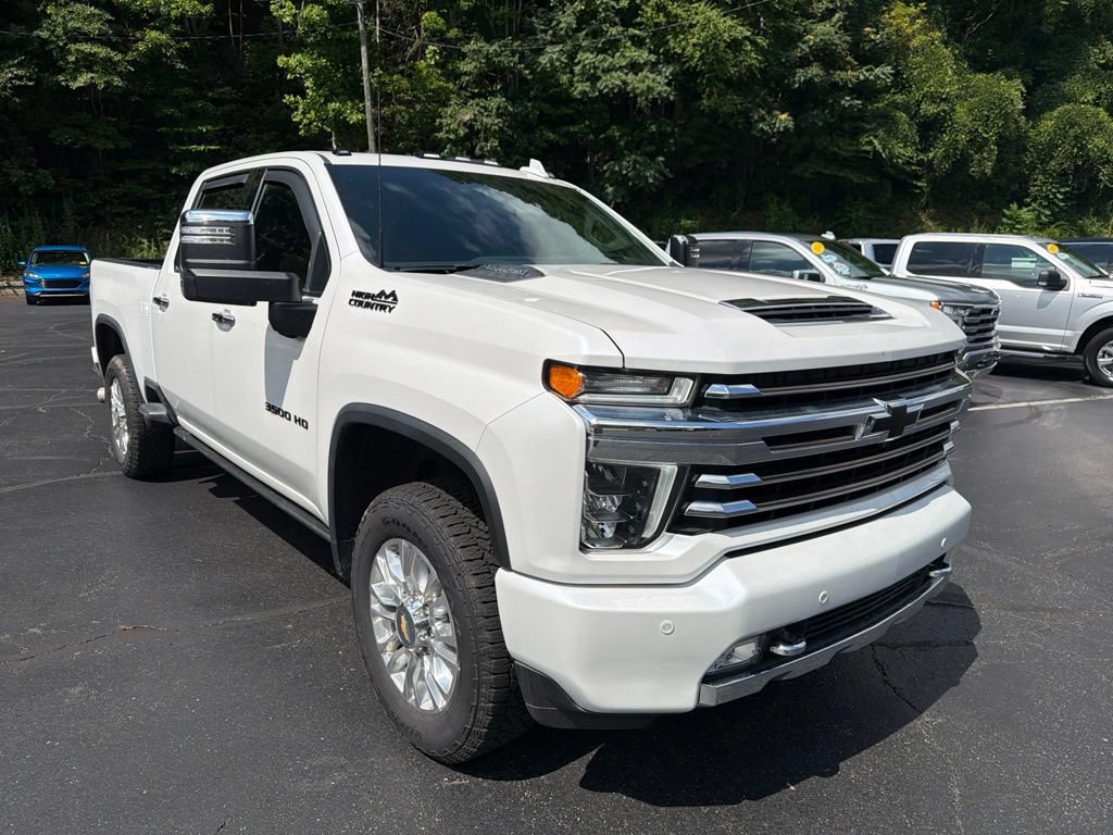 Used 2022 Chevrolet Silverado 3500 High Country w/ Z71 Off-Road Package AWD/4WD image 4