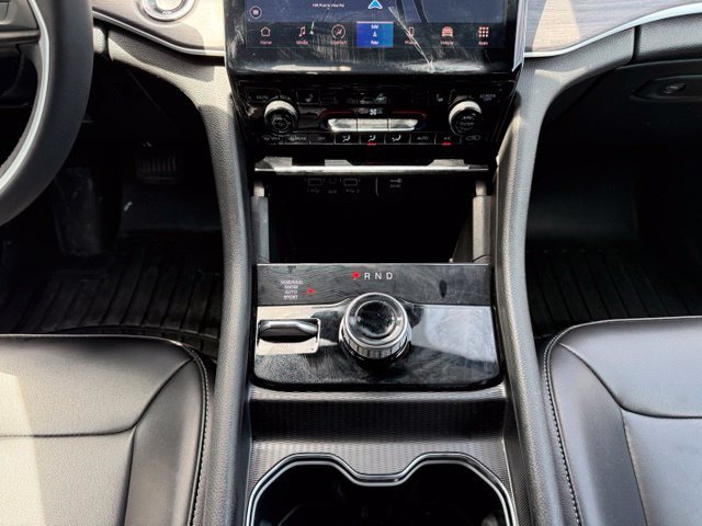 Used 2023 Jeep Grand Cherokee L Limited AWD/4WD image 17