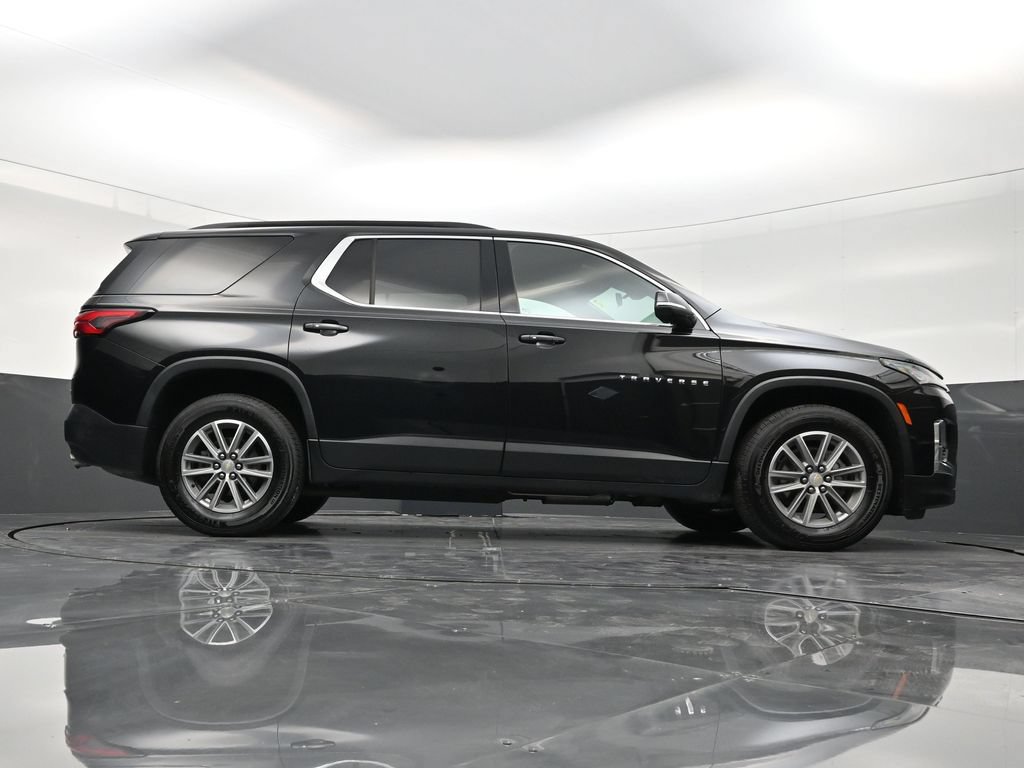 Used 2023 Chevrolet Traverse LT FWD image 22