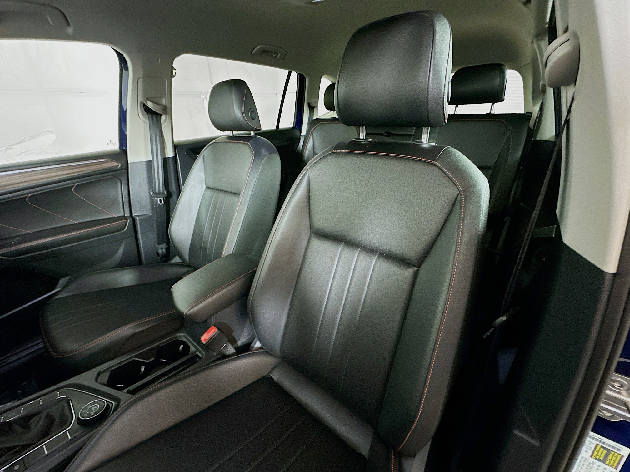 Used 2024 Volkswagen Tiguan Wolfsburg Edition image 19