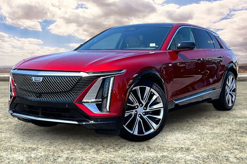 Certified 2024 Cadillac Lyriq Luxury w/ Nappa Leather Package image 3