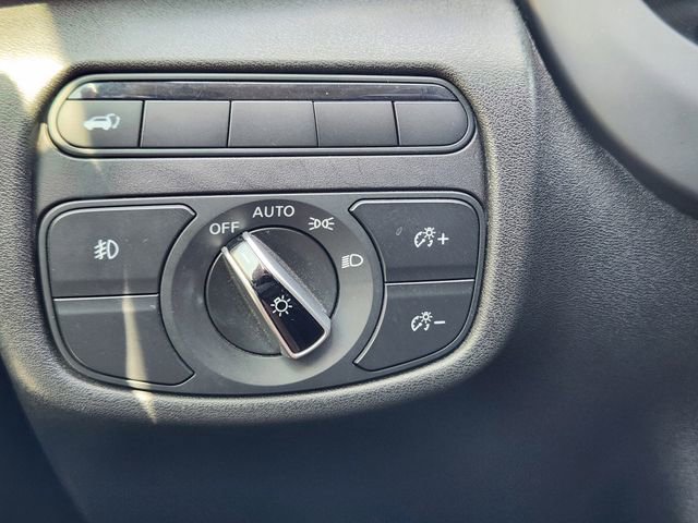 Used 2019 INFINITI QX50 Luxe FWD image 23