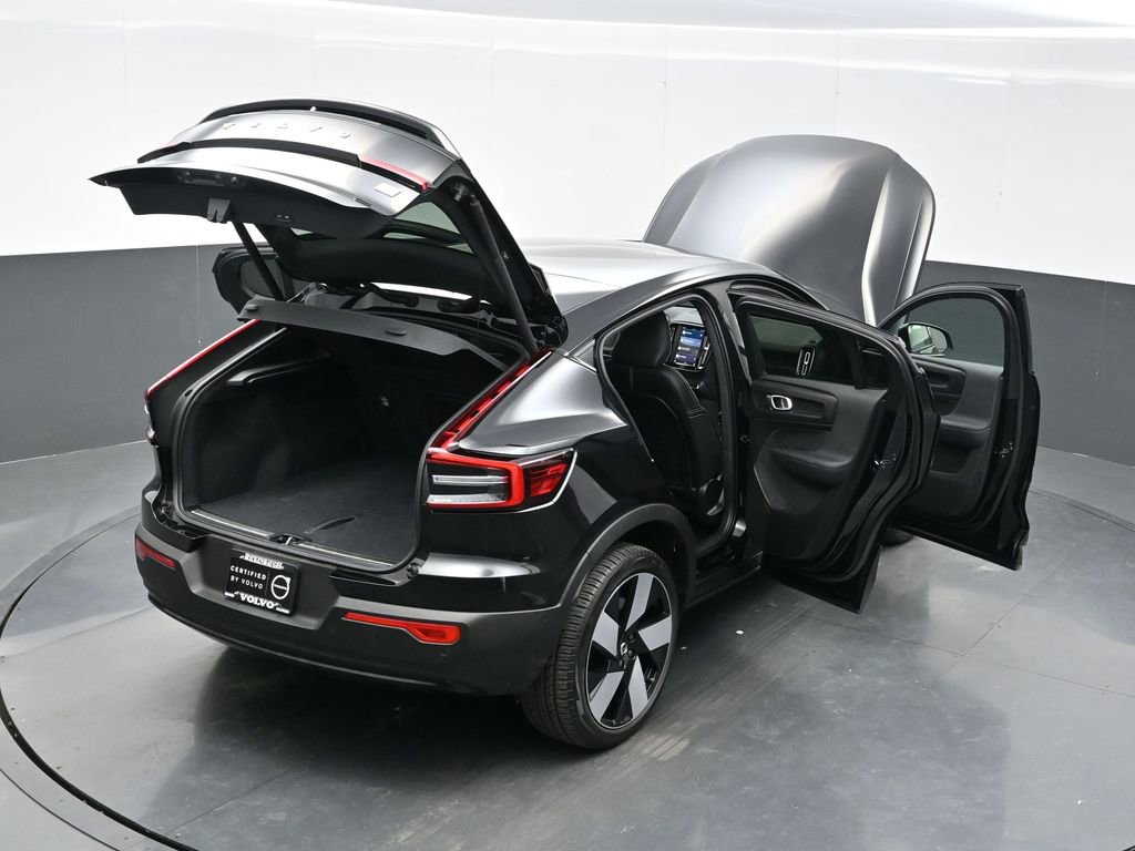 Used 2023 Volvo C40 P8 Recharge Ultimate image 37